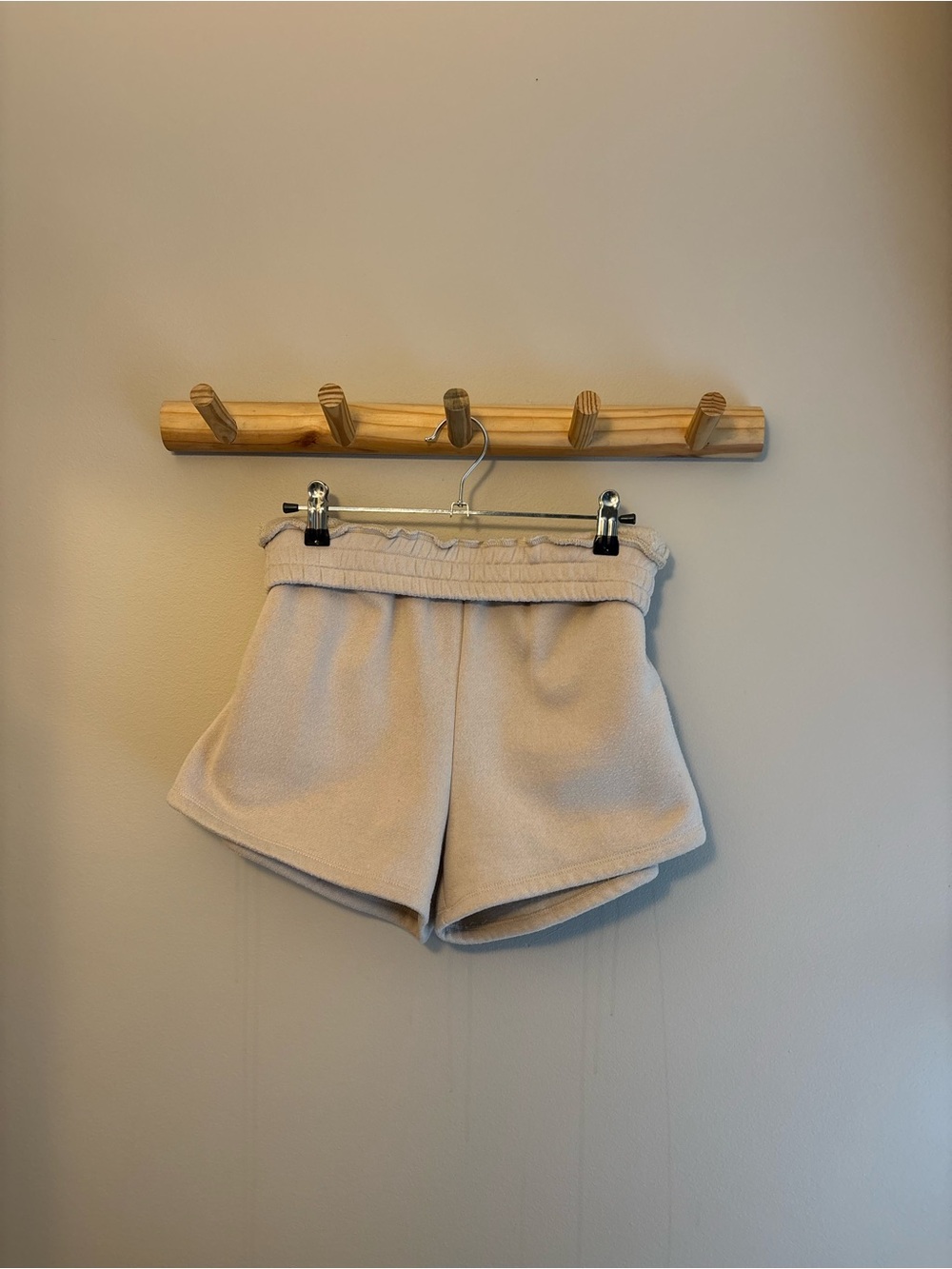 Women’s Thick Beige Shorts
